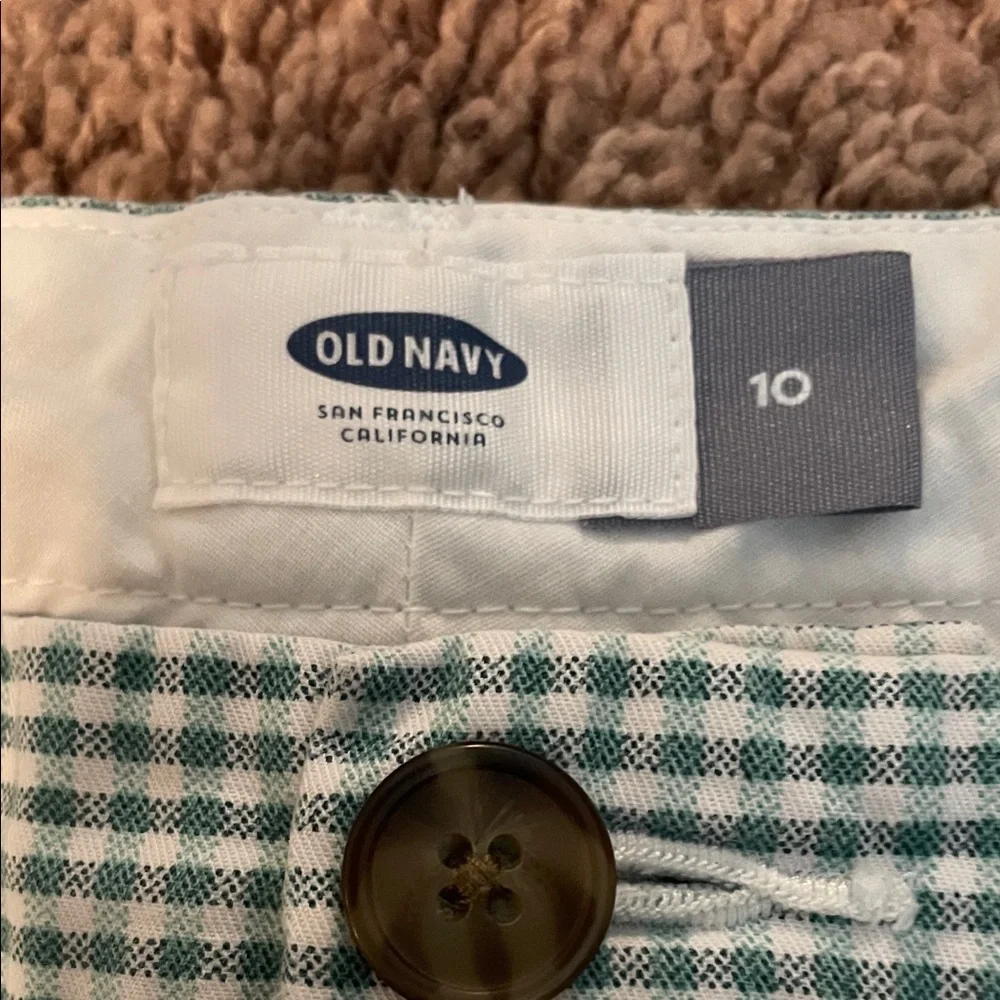 Chic Checkered Shorts - Picture 7 of 7